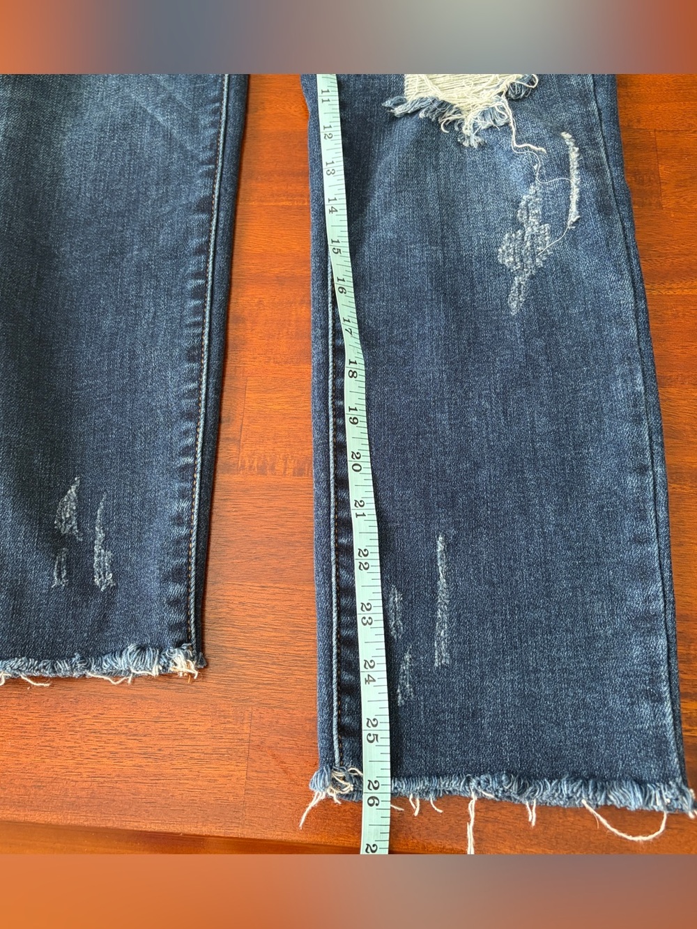 Judy Blue Boyfriend Fit Destructed Raw Hem Jeans 7/28 - Picture 11 of 12